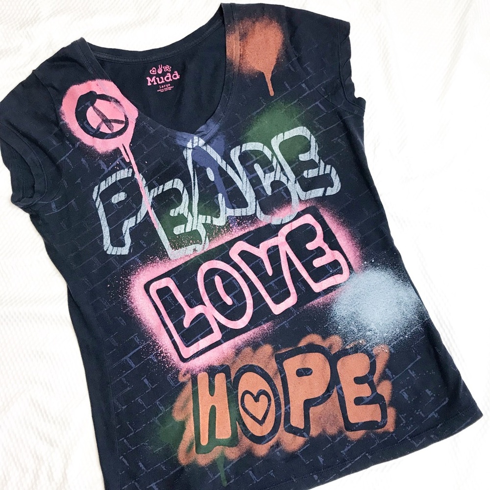 Mudd “Peace Love Hope” Graffiti T-Shirt sz L